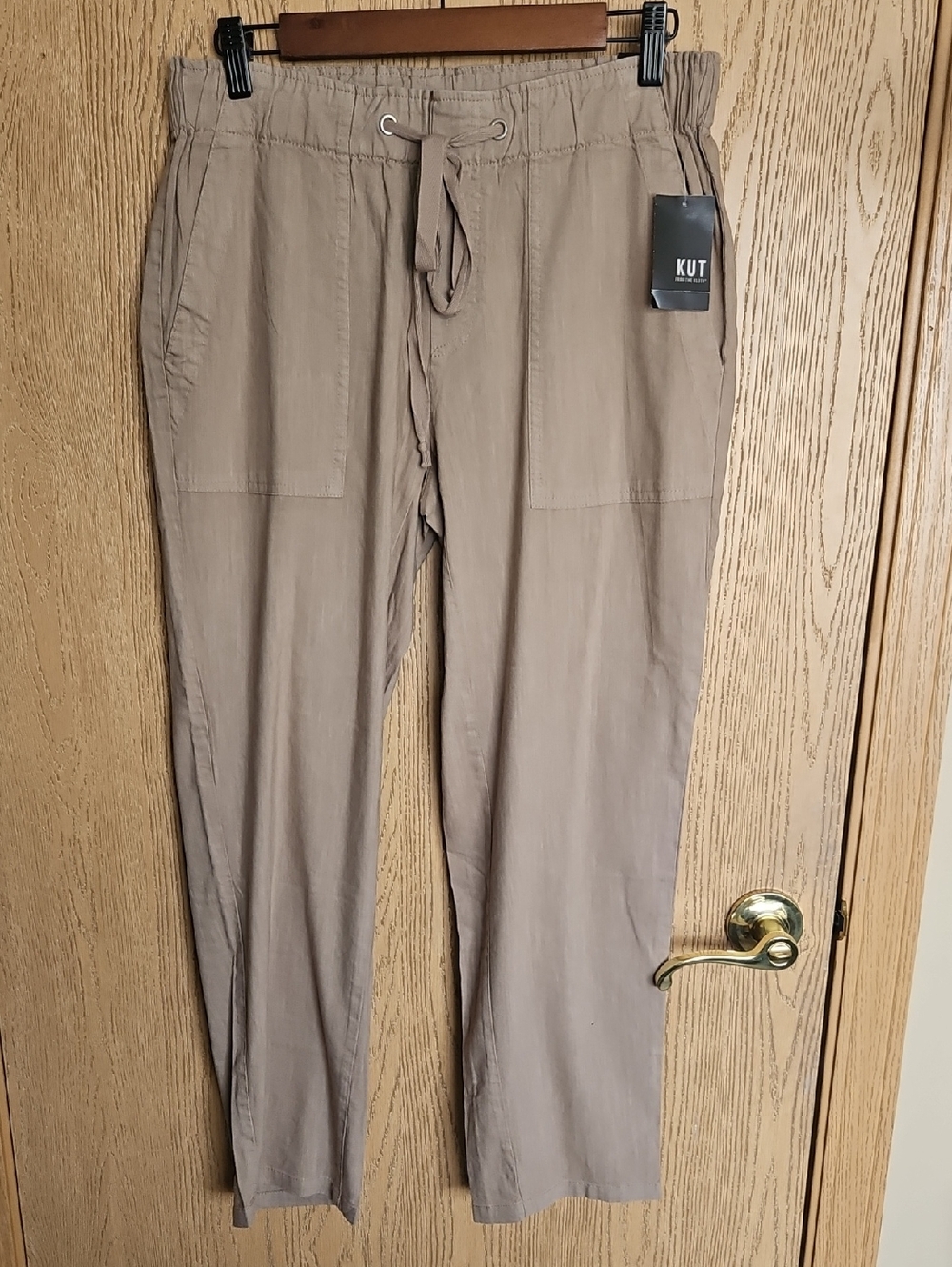 Kut from the Kloth Tan Cropped Drawstring Utility Pants - Picture 4 of 13